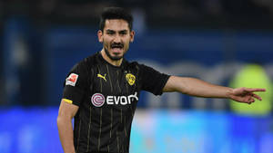 Ilkay Gundogan In Black Shirt Wallpaper