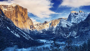 Image Breathtaking Snowy Yosemite Valley Wallpaper