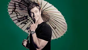 Image Chris Hemsworth With An Umbrella Wallpaper