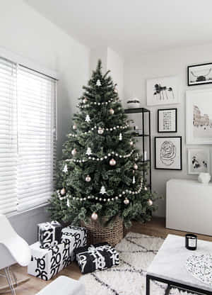 Image Decorated Aesthetic Christmas Tree In A Festive Bedroom Wallpaper