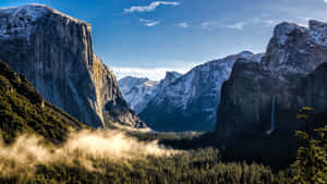 Image The Grand Wall Of El Capitan In California's Yosemite National Park Wallpaper