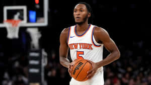 Immanuel Quickley On Court Wallpaper