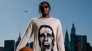 Immanuel Quickley Urban Basketball Style Wallpaper