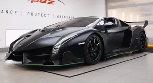 Impeccable Lamborghini Veneno In Ultimate Supercar Design Wallpaper