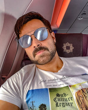 Imran Hashmi Plane Trip Wallpaper