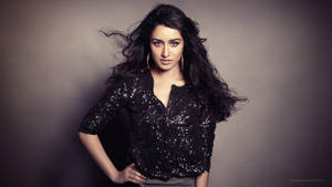 Indian Actress Shraddha Kapoor Portrait Wallpaper