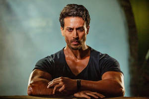 Indian Star Tiger Shroff Wallpaper