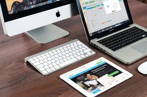 Indispensable Apple Gadgets For Work Wallpaper