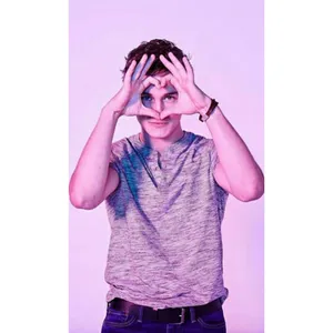 Insatiable Character Brick Armstrong Wallpaper