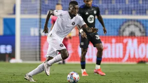 Inter Miami Player Blaise Matuidi Kicking The Ball Wallpaper