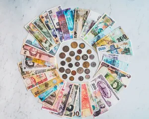 International Currencies Wallpaper