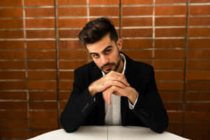 Intimidating Look Wallpaper