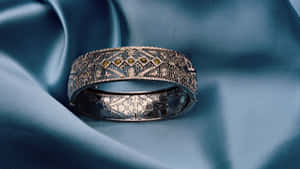 Intricate Jewelry Design Adding Beauty And Elegance Wallpaper