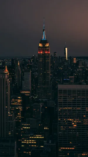 Iphone 16 Pro Night Photography Wallpaper