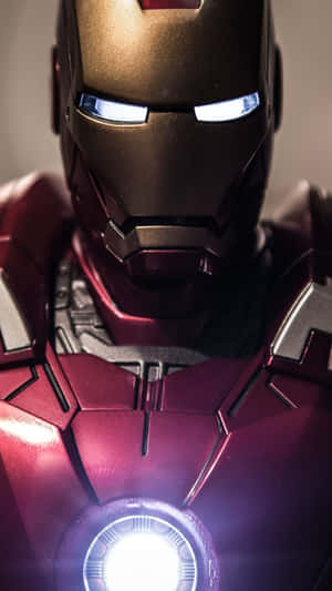 Iron Man For The Ultimate Mobile Experience Wallpaper