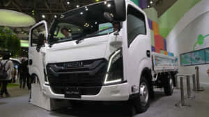 Isuzu Elf Truck Exhibition Wallpaper