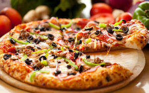 Italian Food Pizza Close-up Wallpaper