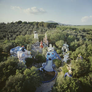 Italy's Tarot Garden Wallpaper