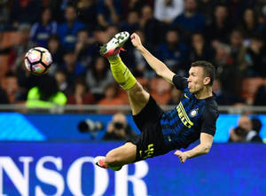 Ivan Perisic In The Air Wallpaper