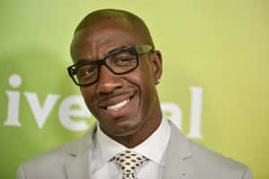 J.b. Smoove, Comedic Genius At His Best Wallpaper