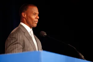 J.c. Watts Side View Wallpaper