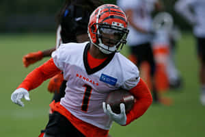 Ja Marr Chase Bengals Practice Session Wallpaper