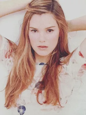 Jacinda Barrett At A Movie Premiere. Wallpaper