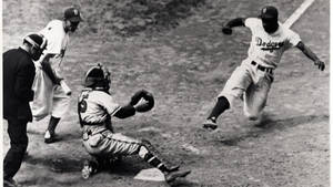 Jackie Robinson Home Run Slide Wallpaper