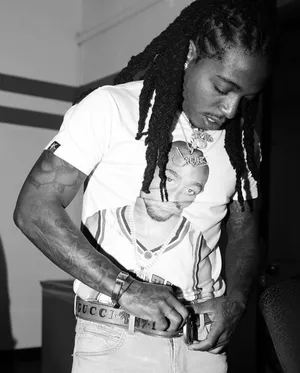 Jacquees Gucci Belt Wallpaper