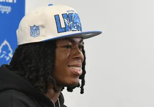 Jahmyr Gibbs Detroit Lions Hat Wallpaper