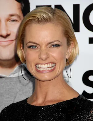 Jaime Pressly Posing On The Red Carpet Wallpaper
