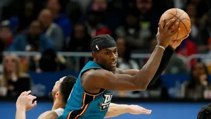 Jalen Duren Basketball Action Wallpaper