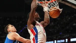 Jalen Duren Powerful Dunk Wallpaper