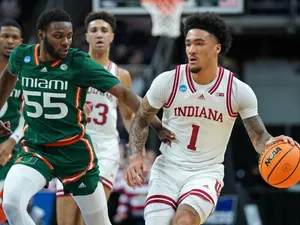 Jalen Hood Schifino In Action Wallpaper