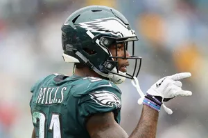Jalen Mills Eagles Defensive Back Action Wallpaper