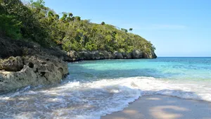 Jamaica Ocho Rios Waves Wallpaper