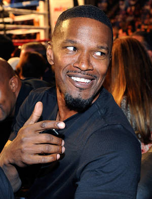 Jamie Foxx At The Mayweather Vs Maidana Fight Wallpaper