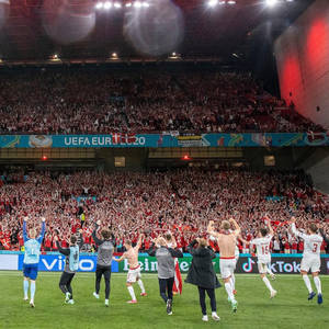 Jannik Vestergaard In Action On The Field Wallpaper