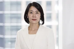 Japanese Corporate Women Wallpaper