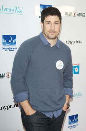 Jason Biggs Attending A Red Carpet Event Wallpaper