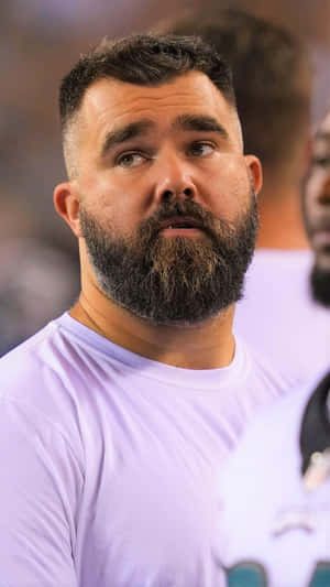 Jason Kelce, The Powerhouse Center Of The Philadelphia Eagles, In Action On The Field. Wallpaper