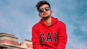 Jass Manak In Red Hoodie Wallpaper