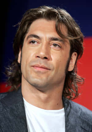 Javier Bardem 1768 X 2516 Wallpaper