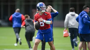 Jaxson Dart Football Practice Wallpaper