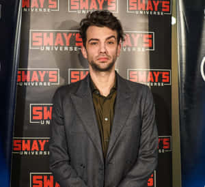 Jay Baruchel 2048 X 1872 Wallpaper