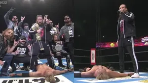 Jay White Staring Down At Kazuchika Okada Wallpaper