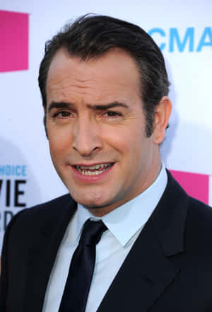 Jean Dujardin 1395 X 2048 Wallpaper