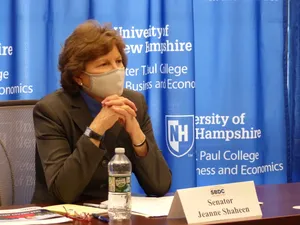 Jeanne Shaheen At New Hampshire Wallpaper