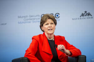 Jeanne Shaheen In Press Conference Wallpaper