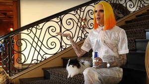 Jeffree Star On Stairs Wallpaper